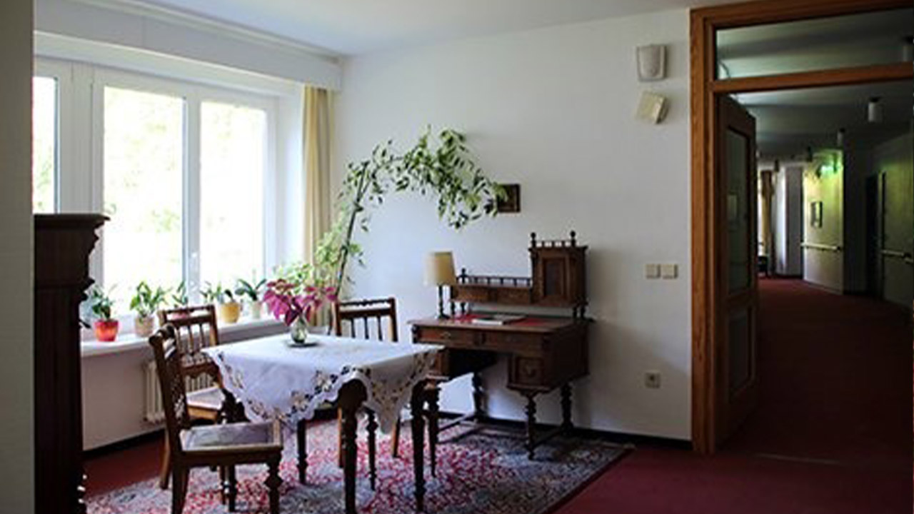 Evdiak Bild von einem Essbereich in einer Wohnung