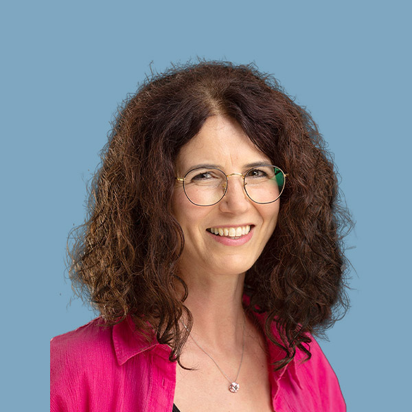 Evdiak Portraitbild von Regine Horrer