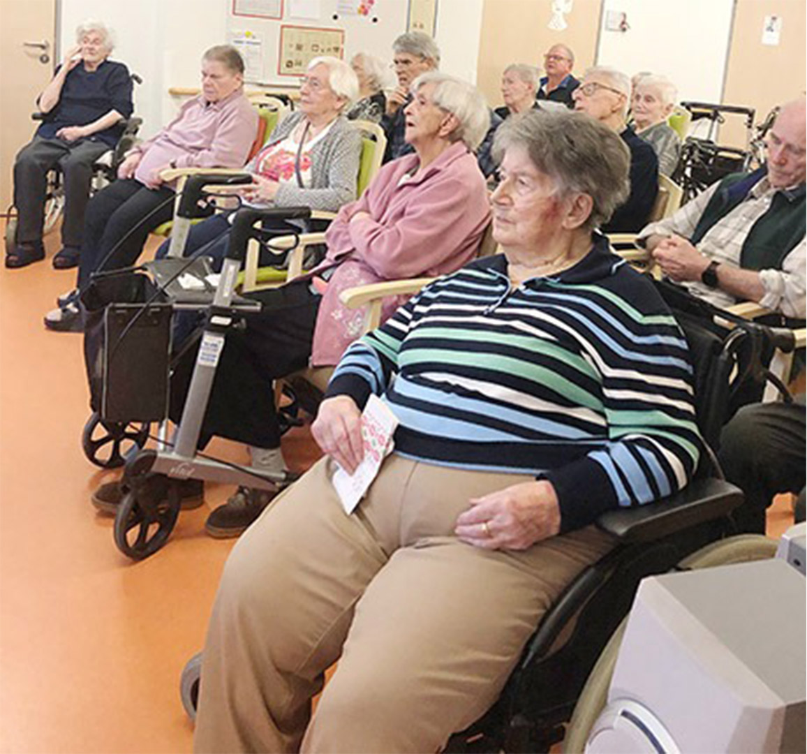 Evdiak Bild von einem Seniorenpublikum